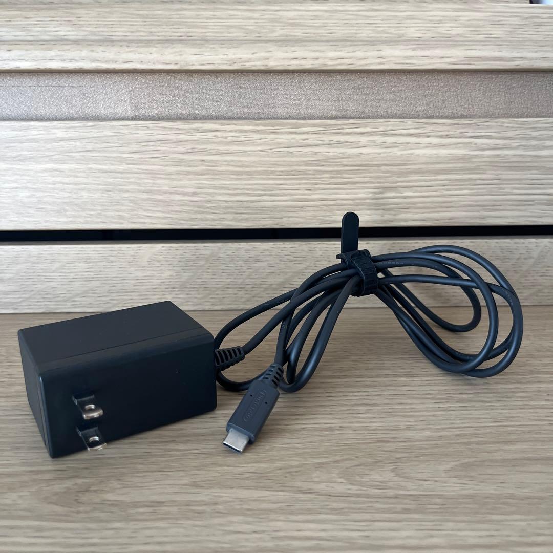 美品 Nintendo Switch Lite ターコイズ 本体 充電器 箱付き