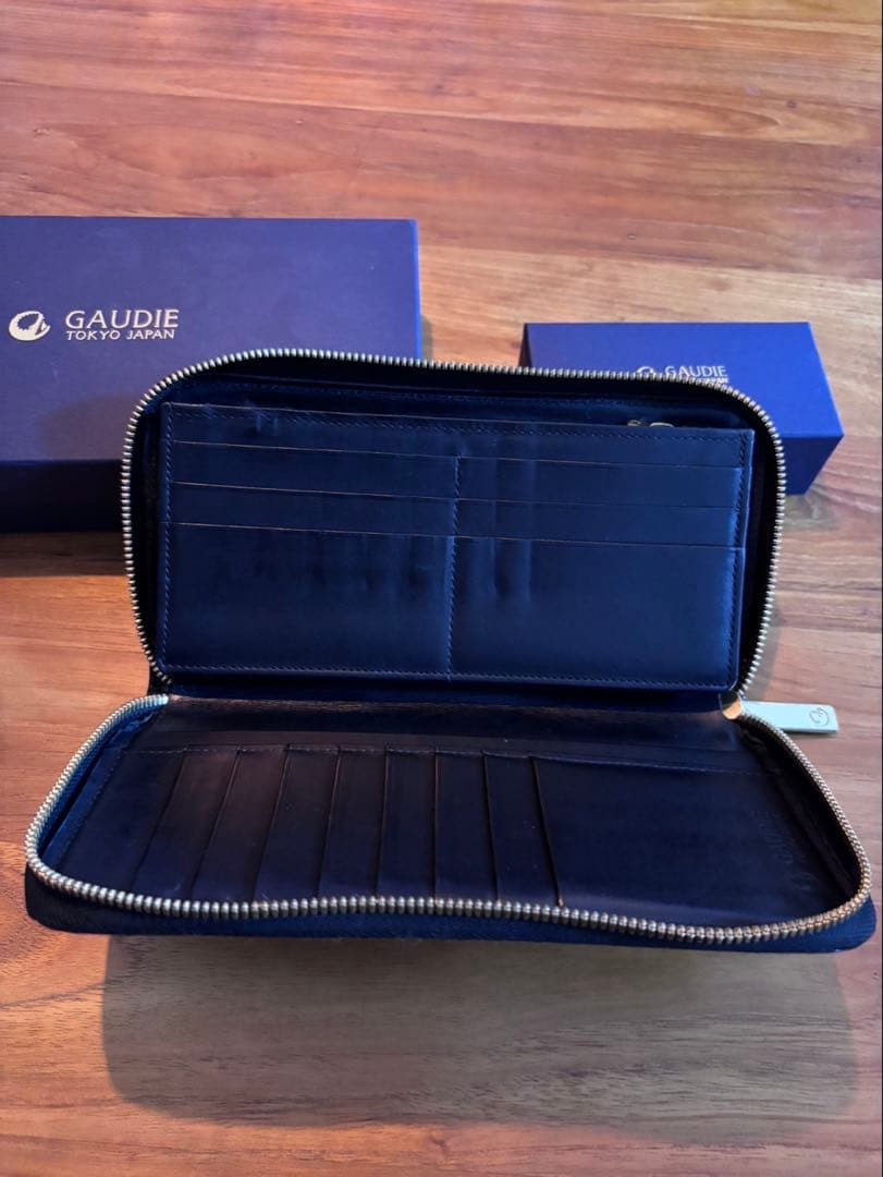 翠　GAUDIE ガウディ クロコダイル 長財布 ブラック 付属品あり