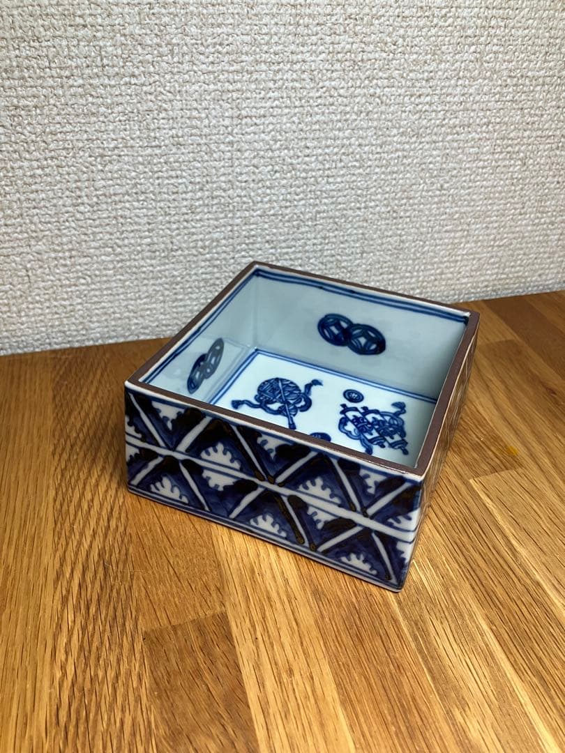 新品未使用　九谷焼　萠窯　四方鉢　染付 藍九谷　山本長左・妙泉陶房に師