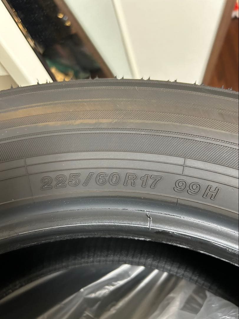 レクサスLBX 新車装着ヨコハマ ADVAN225/60R17ノーマルタイヤ4本