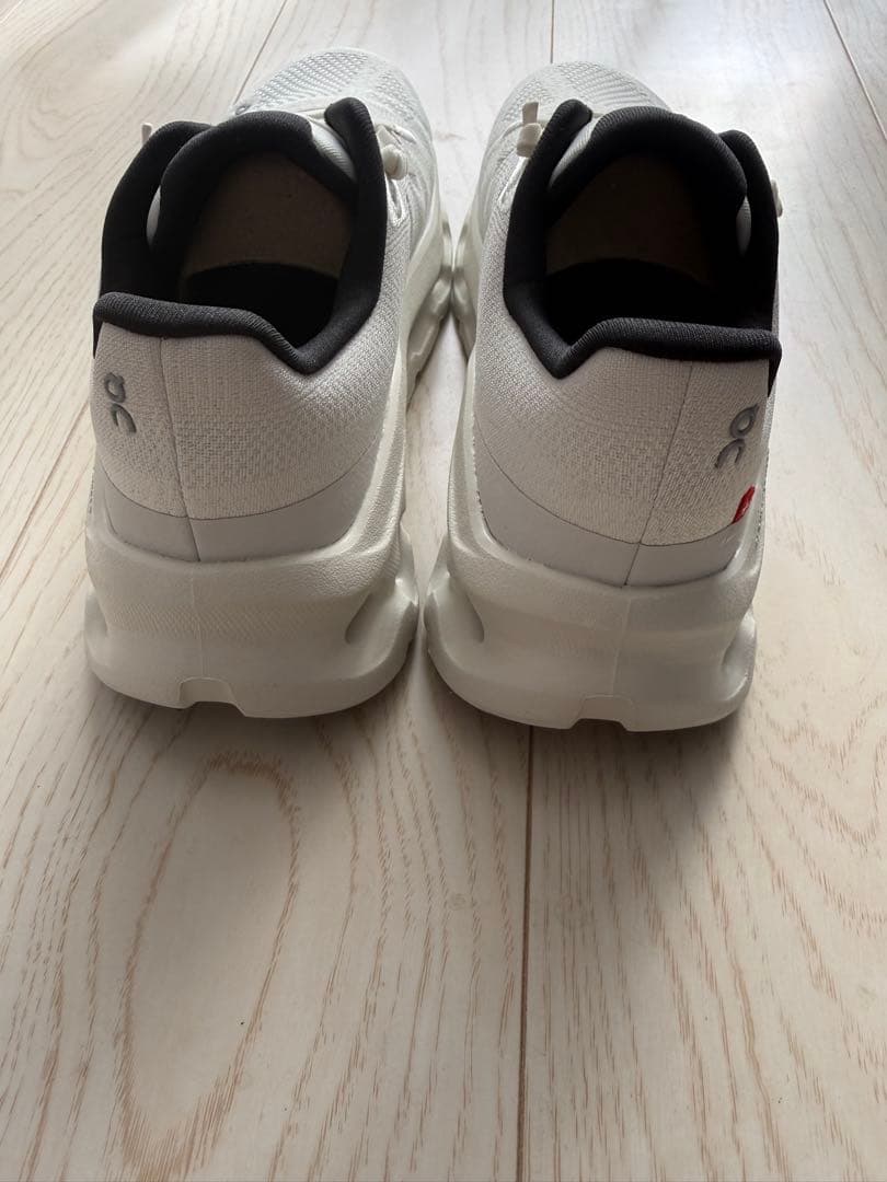 【新品未使用】On Cloudtilt Pearl | Ice 22.5㎝