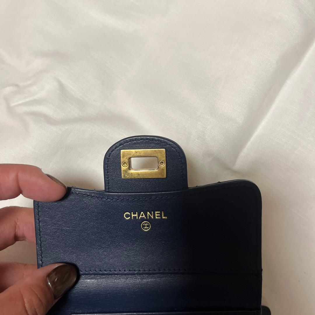CHANEL ネイビー キルティング 二つ折り財布