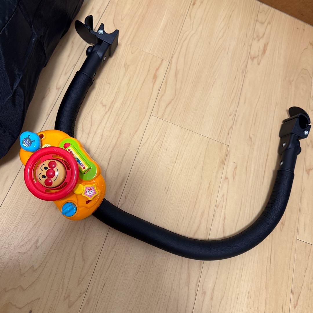 週末限定値下げ!YOYO BABYZEN 6+ 折りたたみ式ベビーカー ブラック