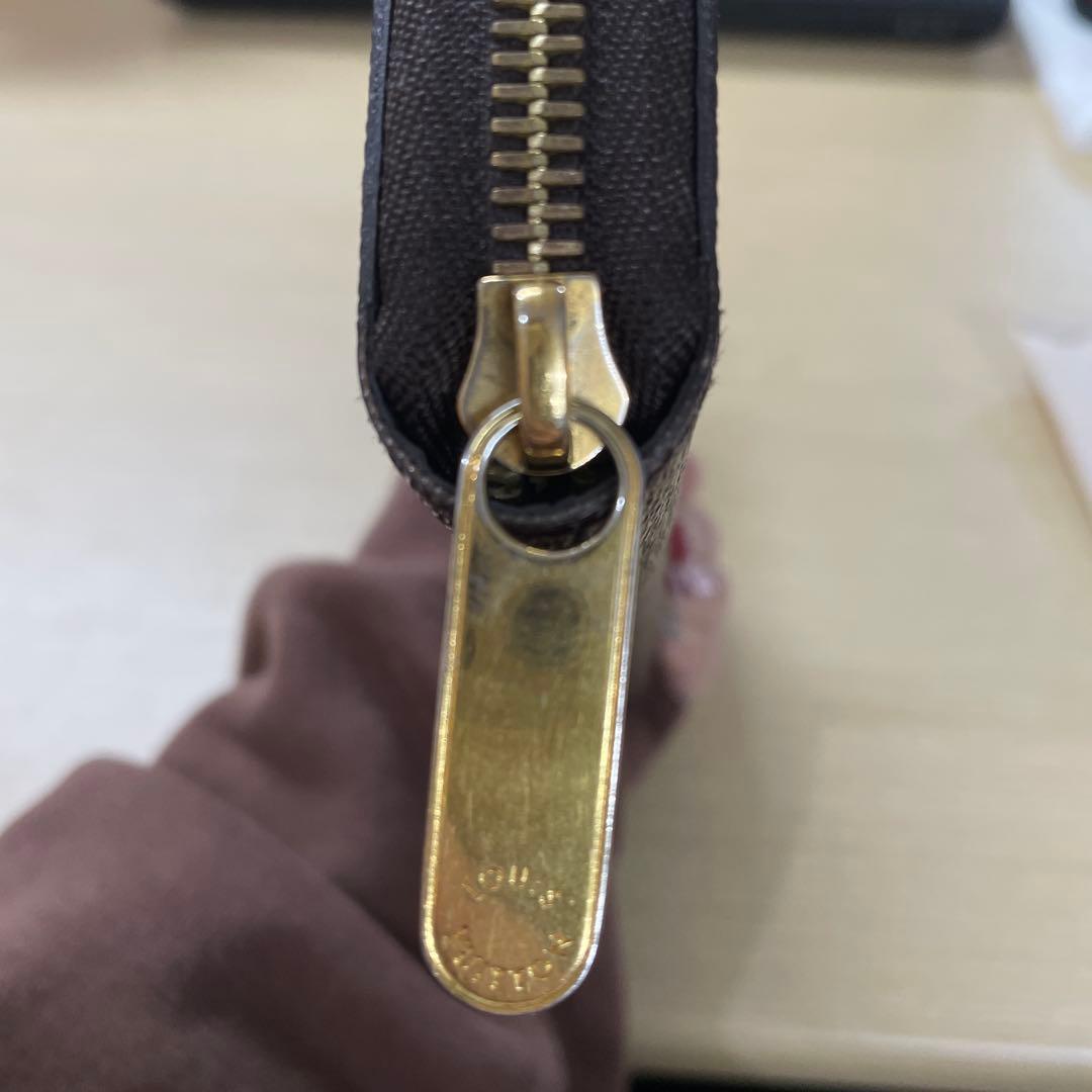 LOUIS VUITTON モノグラム　ジッピーウォレット　ビトン