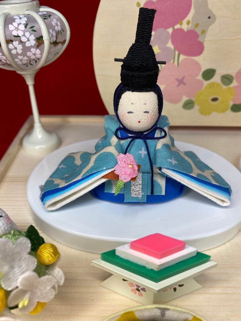 koti　雛人形　五人飾り収納セット・サイズ間口約３３×奥行約２４×高さ約２６㎝