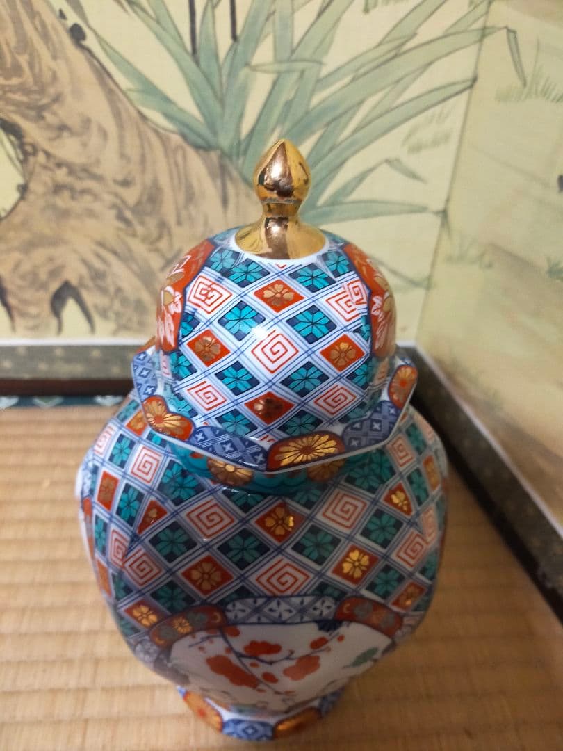 伊万里　有田焼　色絵唐子図珍小壷