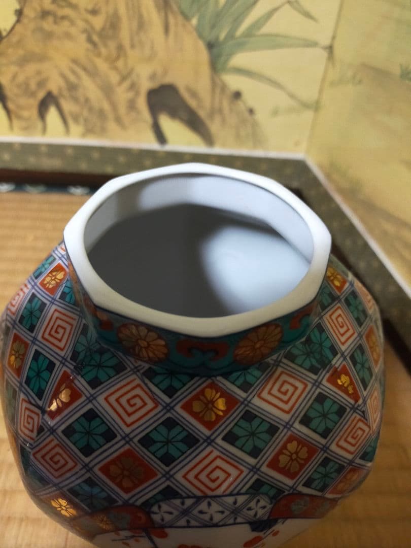 伊万里　有田焼　色絵唐子図珍小壷