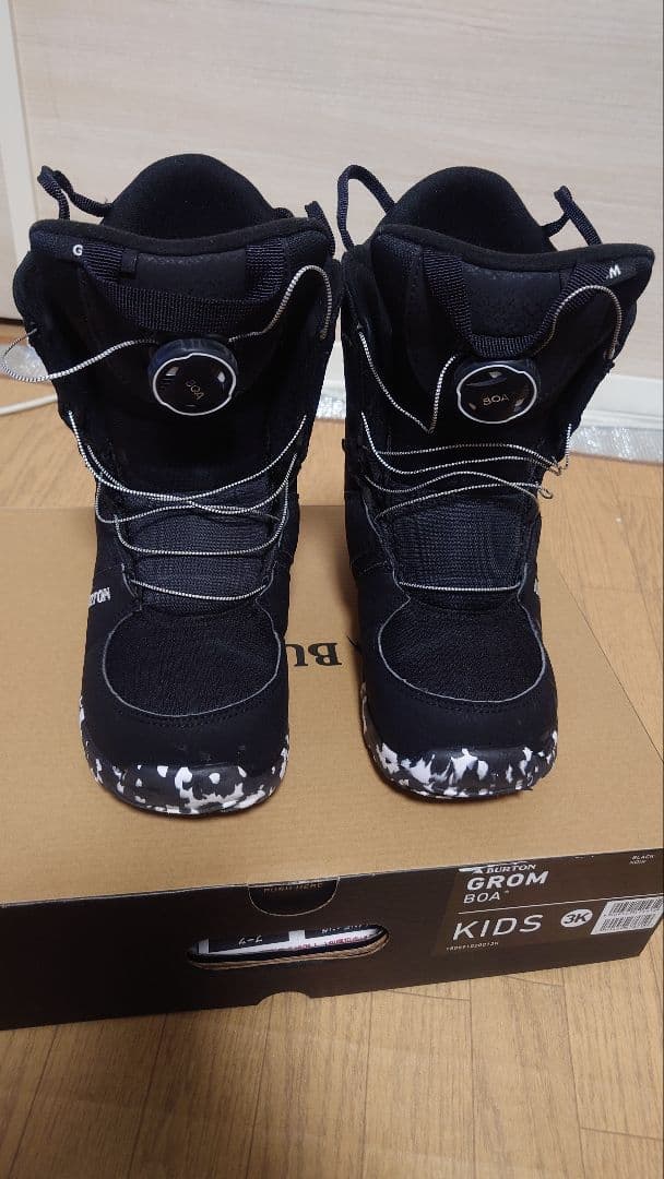BURTON GROM BOA KIDS YOUTH スノーボードブーツ