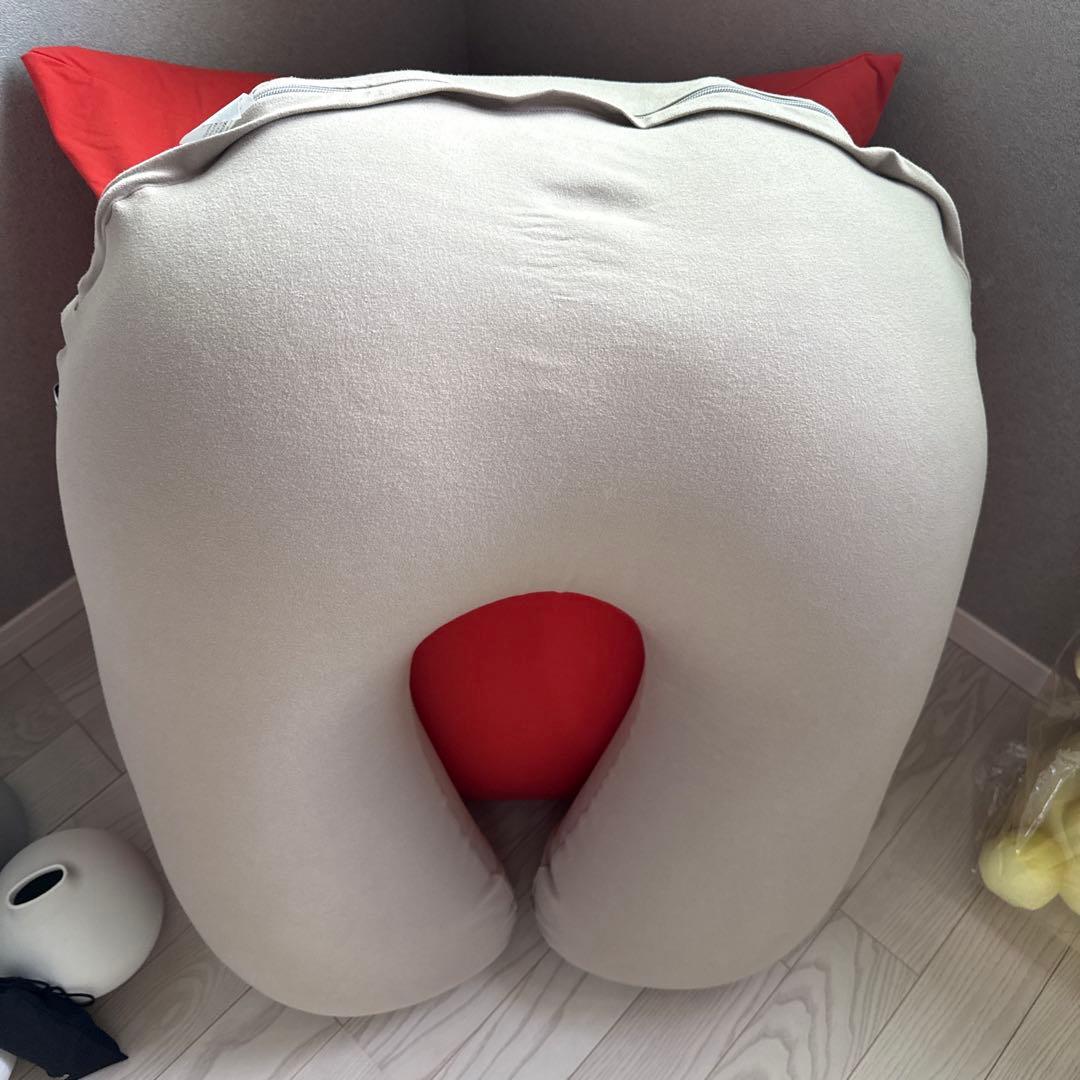 U字型ビーズクッション オレンジとクリーム色