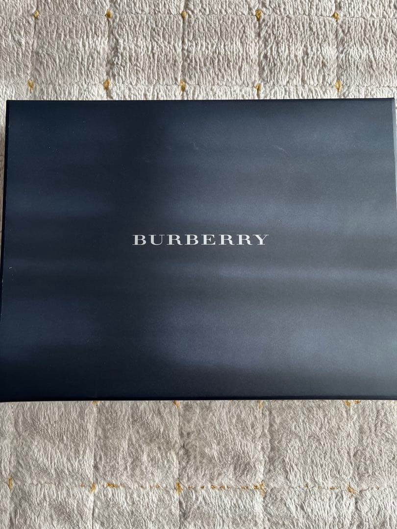 Burberry バーバリー　羽毛ひざ掛け　新品未使用