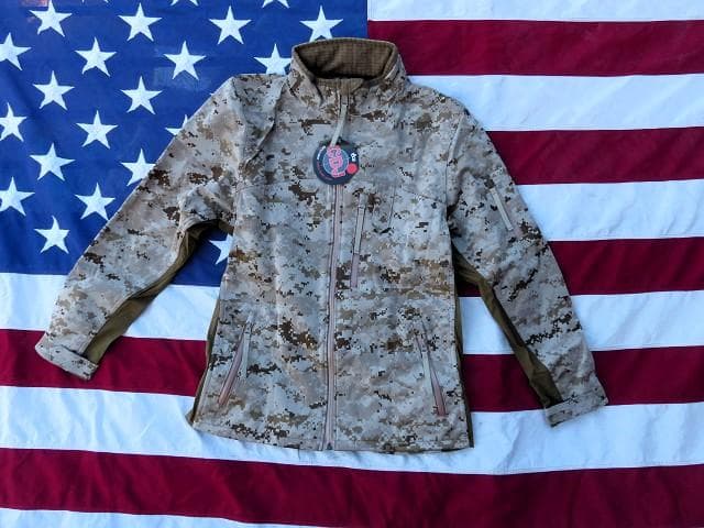 米軍実物　USMC　180S コンバットデザートジャケット S　マーパット　10