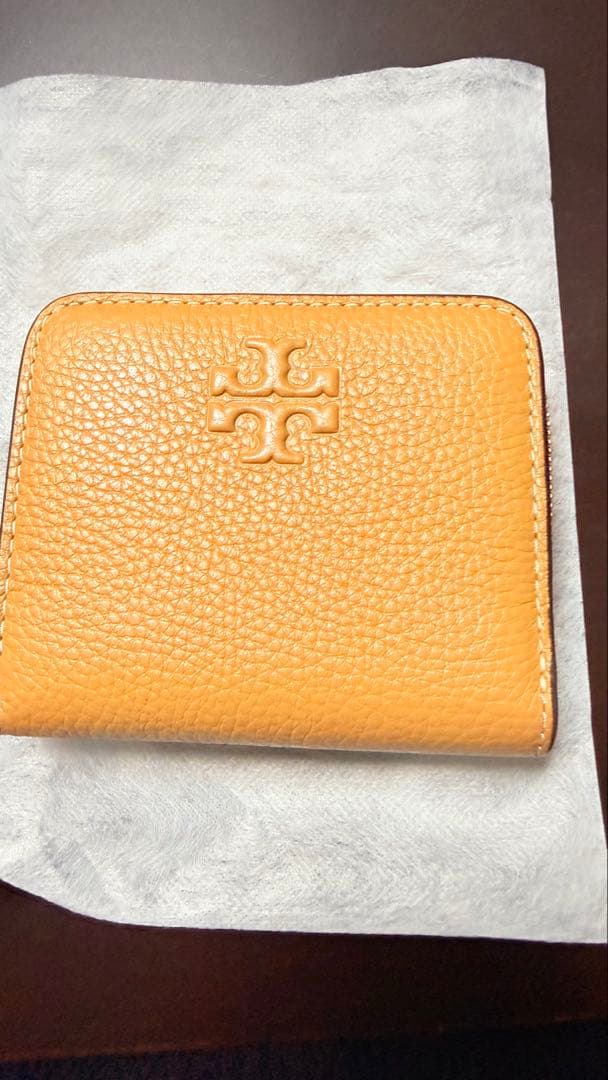 TORY BURCH 二つ折り財布