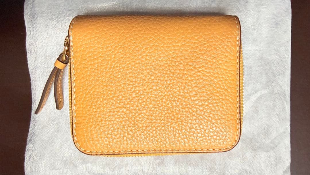 TORY BURCH 二つ折り財布