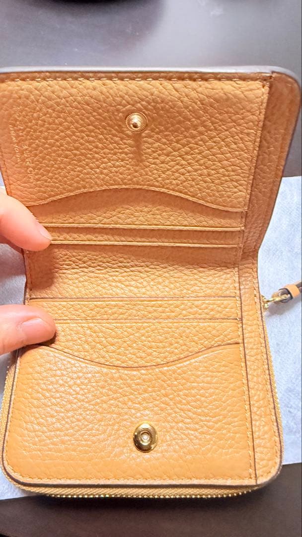 TORY BURCH 二つ折り財布