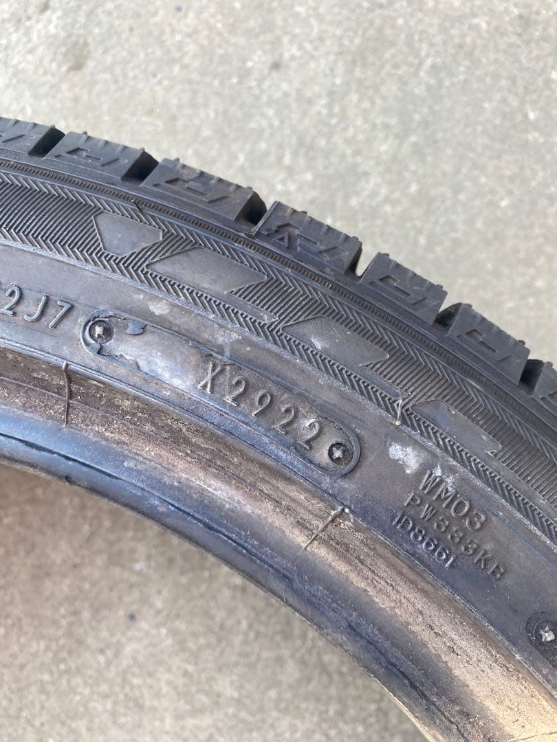 22年製 深溝 225/45R18 スタッドレス 4本セット