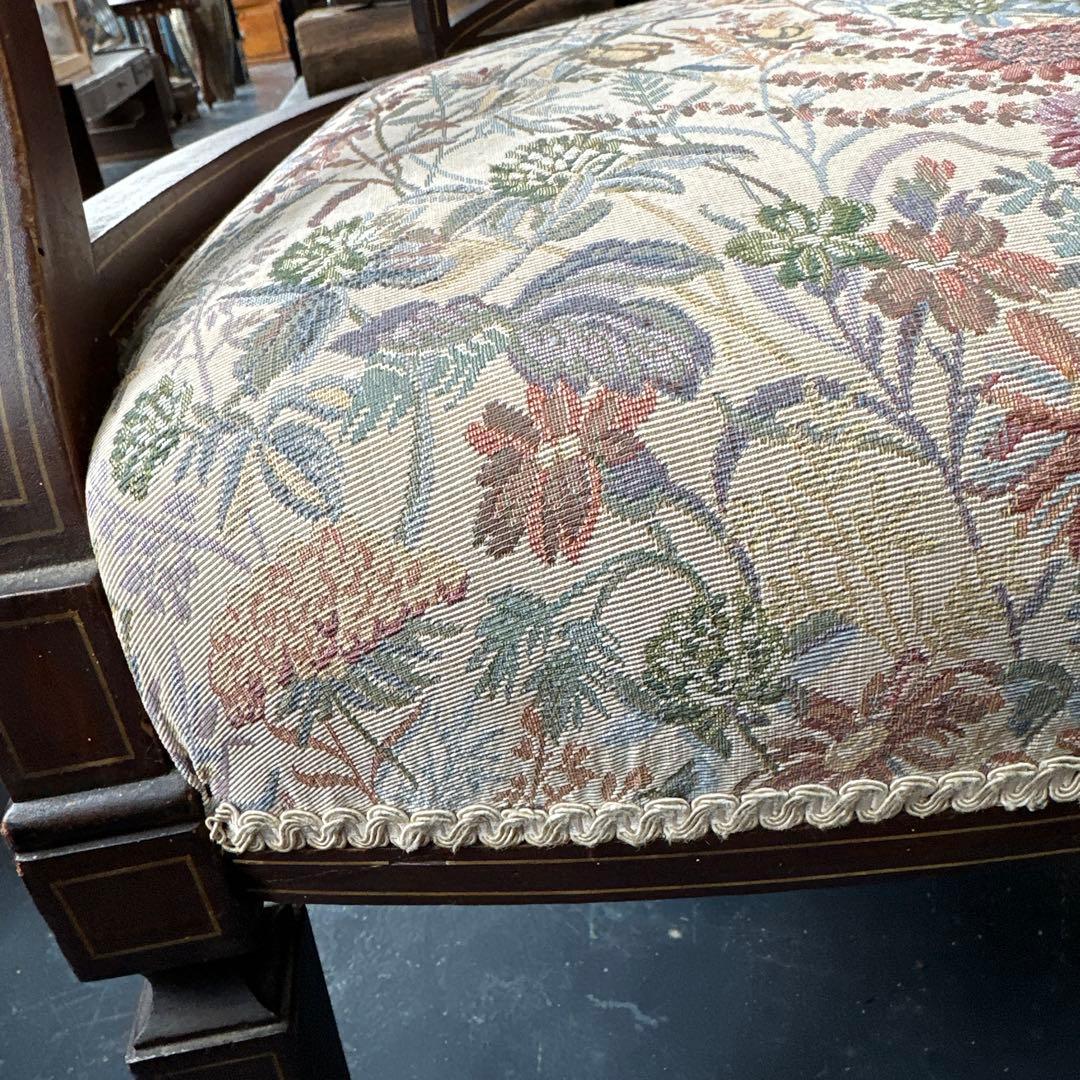 再お値下げ‼️ゴブラン織　素敵なとても座りやすいヴィンテージチェア