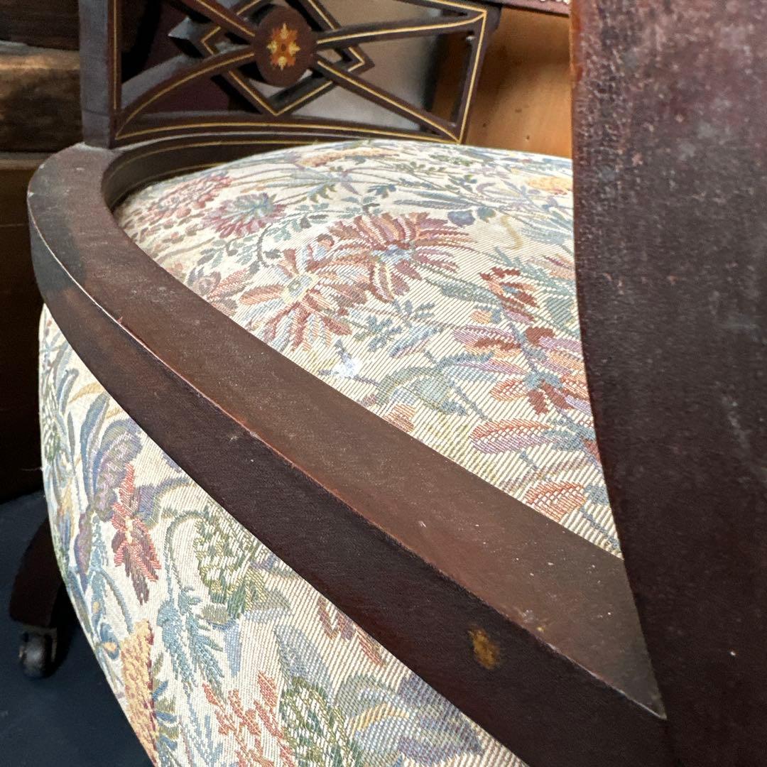 再お値下げ‼️ゴブラン織　素敵なとても座りやすいヴィンテージチェア