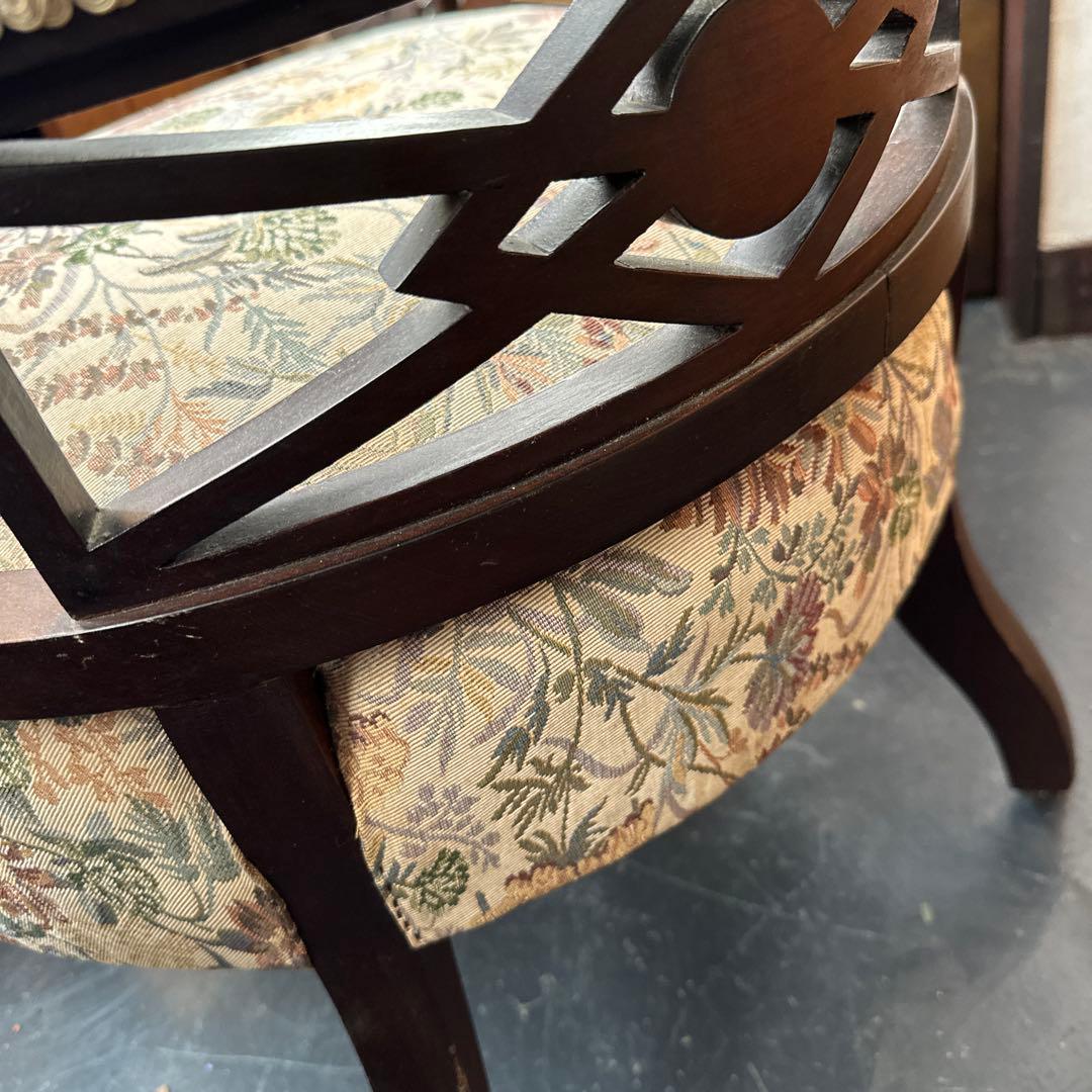 再お値下げ‼️ゴブラン織　素敵なとても座りやすいヴィンテージチェア