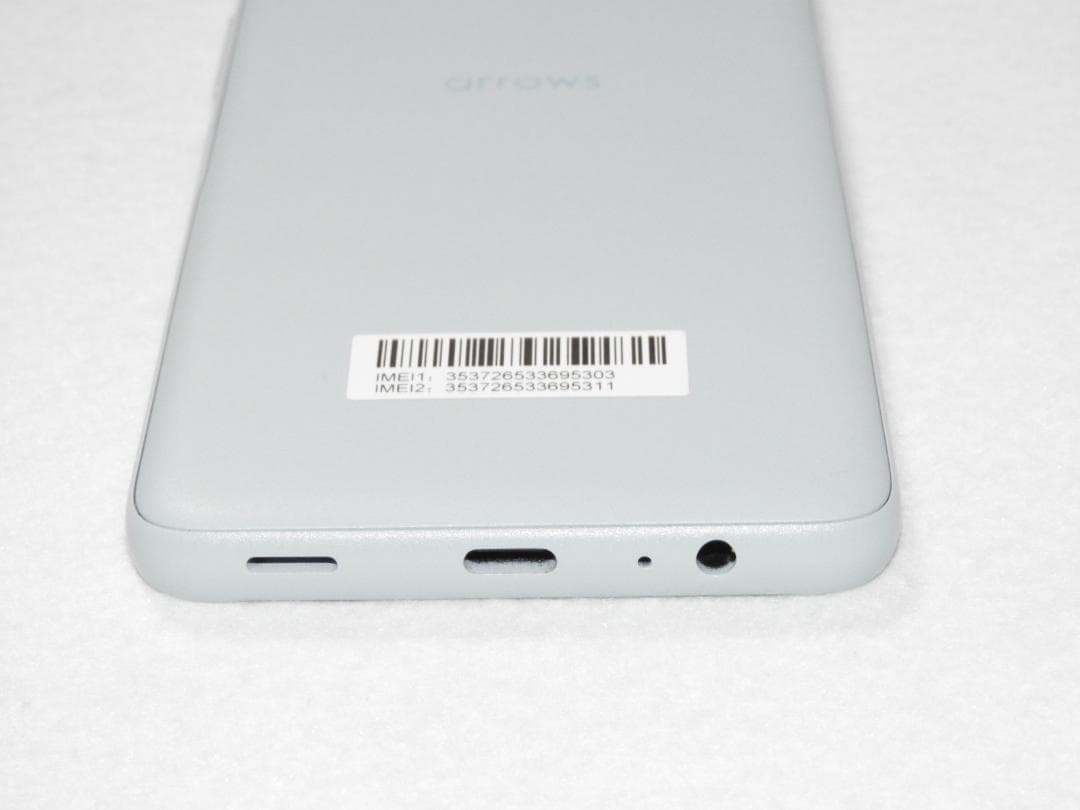 美品 FCNT arrows We2 ライトブルー FCG02 SIMフリー