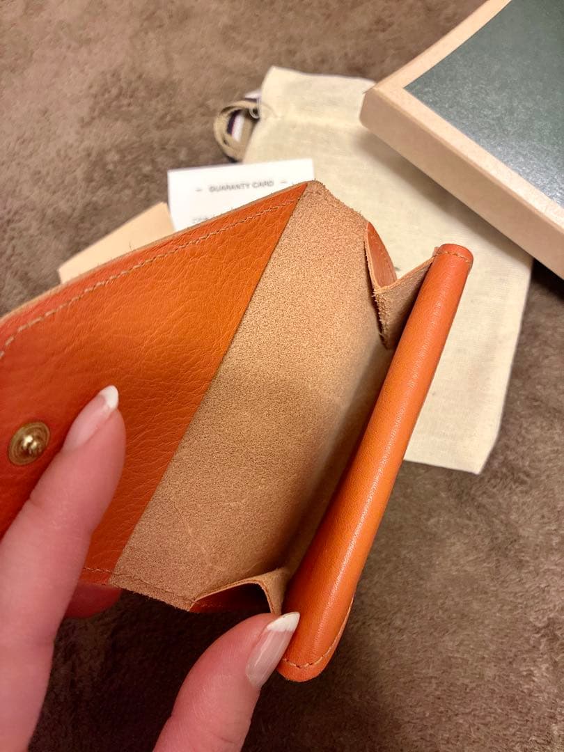 新品 IL BISONTE 二つ折り財布 キャメル