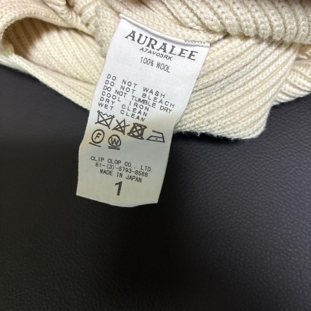 オーラリー　Vネック リブ編み ニット