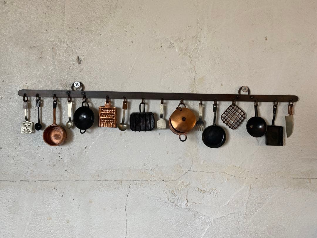 ミニチュアの調理器具飾り　(金属製)