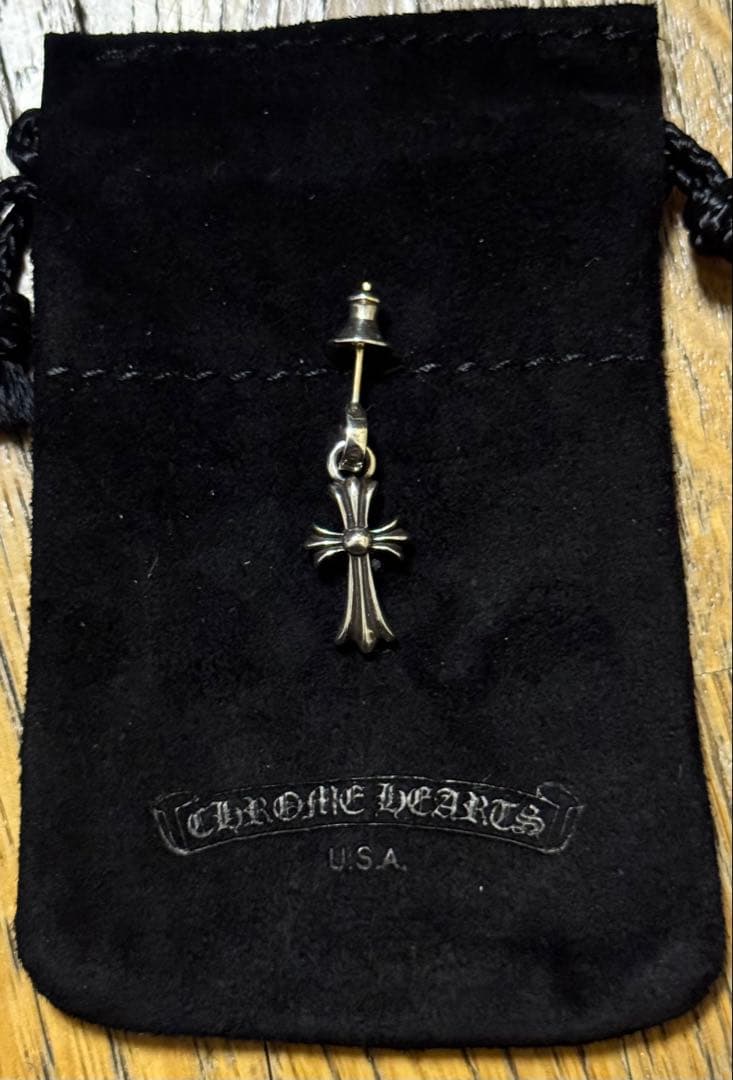 新品未使用！クロムハーツ　CHクロスベビーファットドロップイヤリング　ピアス