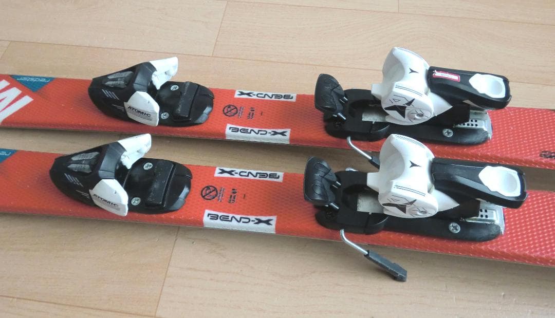 ■■送料無料■ATOMIC＋Hart■子供用スキーセット■110/21■WAX■