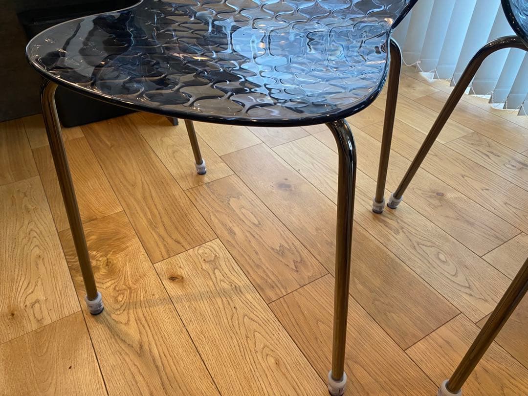 引き取り限定！カリガリス　サントロペ　チェア　スモークグレー　2脚セット