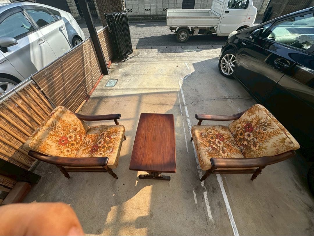 カリモク 花柄ソファセットとテーブル 茨城県古河市まで引き取り限定