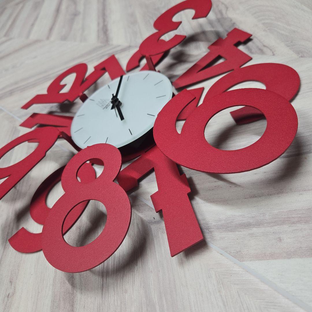 アルティ・エ・メスティエリの赤い時計