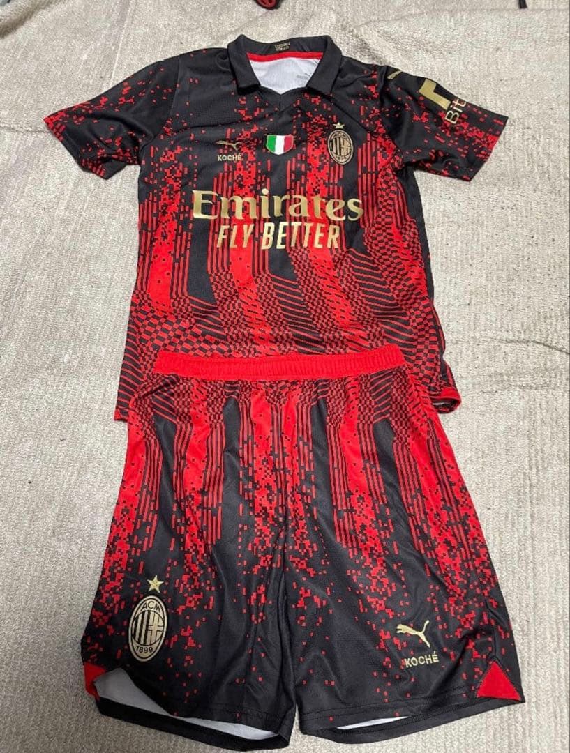 レ*ン様 ACミラン × Koche ユニフォーム 上下セット