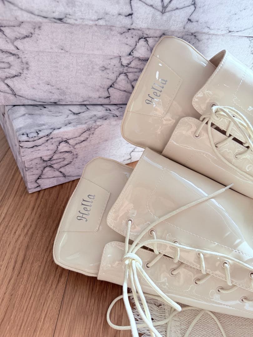 HELLA HEELS THIGH HIGH ポールダンス