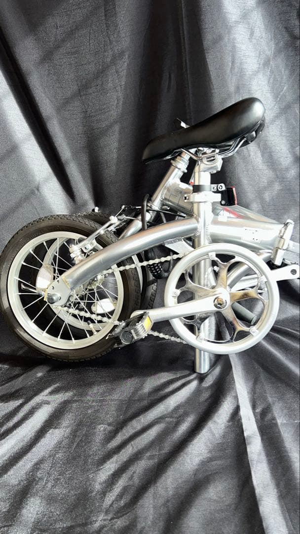 折りたたみ自転車 シルバー 小径ホイール