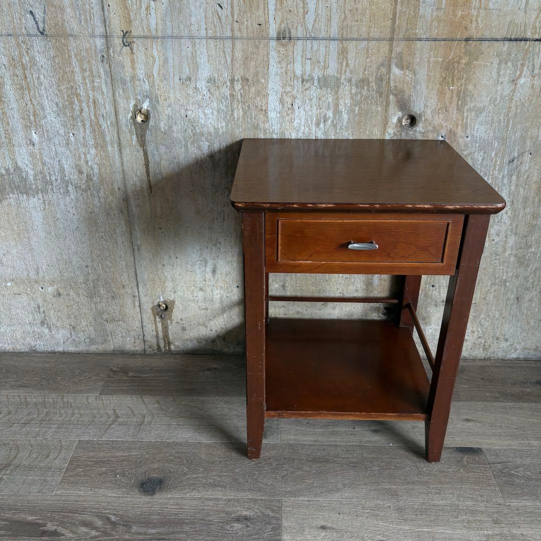 アメリカヴィンテージ US 米軍放出品　ナイトテーブル　サイドテーブル