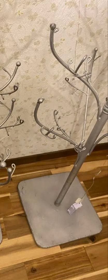 約128cmシルバー ⭐︎アイアンツリー型ディスプレイスタンド