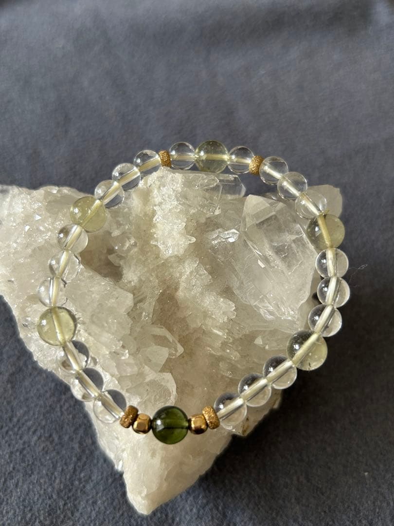 モルダバイト　リビアングラス　マニカラン水晶　真鍮　ブレスレット