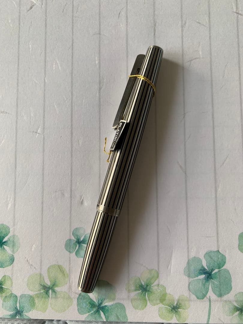 PLATINUM 万年筆 廃番 蝕刻軸 18Kペン先