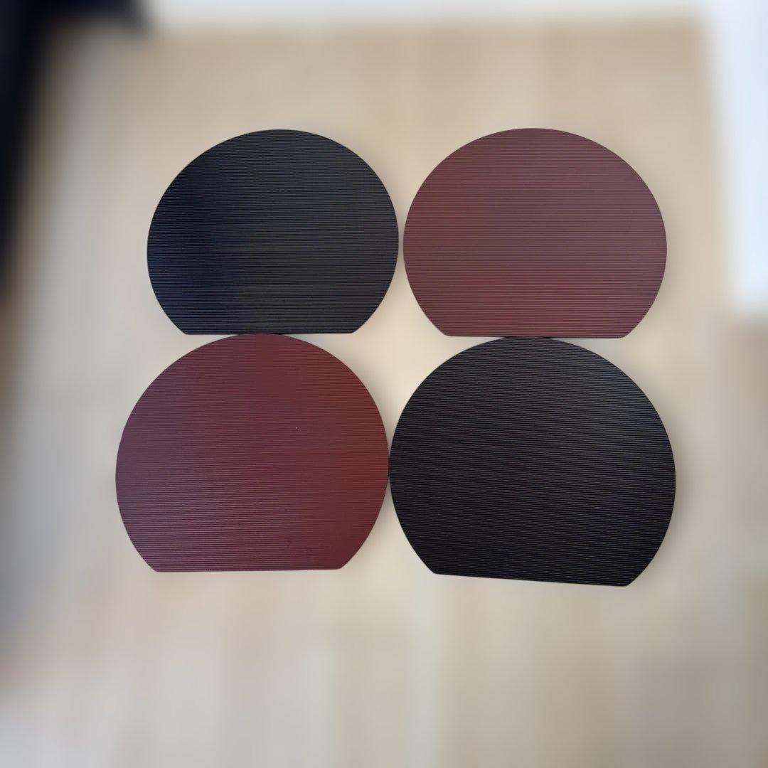 漆ヘギ木両面半月　黒赤ラウンド膳4枚セット