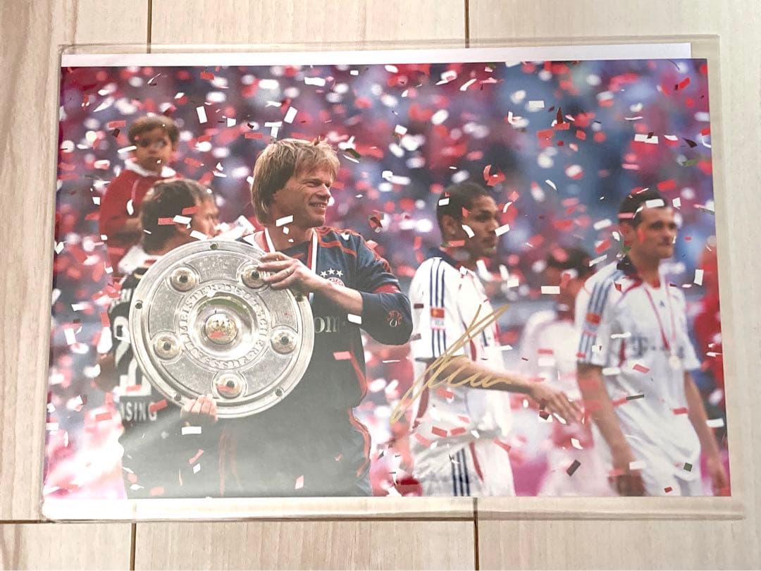 オリバー カーンOliver Rolf Kahn バイエルン サイン