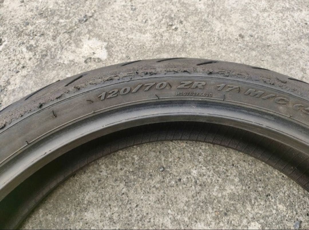 ピレリ ディアブロロッソコルサ 120/70ZR17 180/55ZR17中古