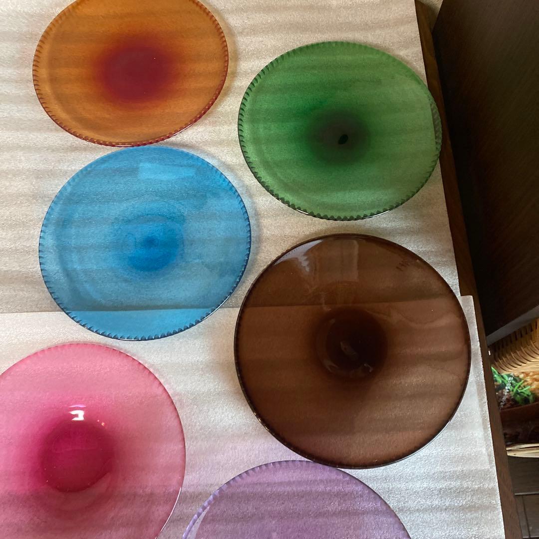 辻和美　factory zoomer ガラスプレート　皿　レインボー７枚セット