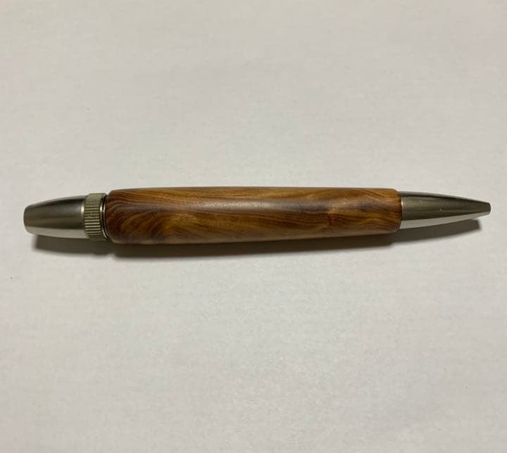 木軸ボールペン　パトリオット なめら松　金蘭杢　国産