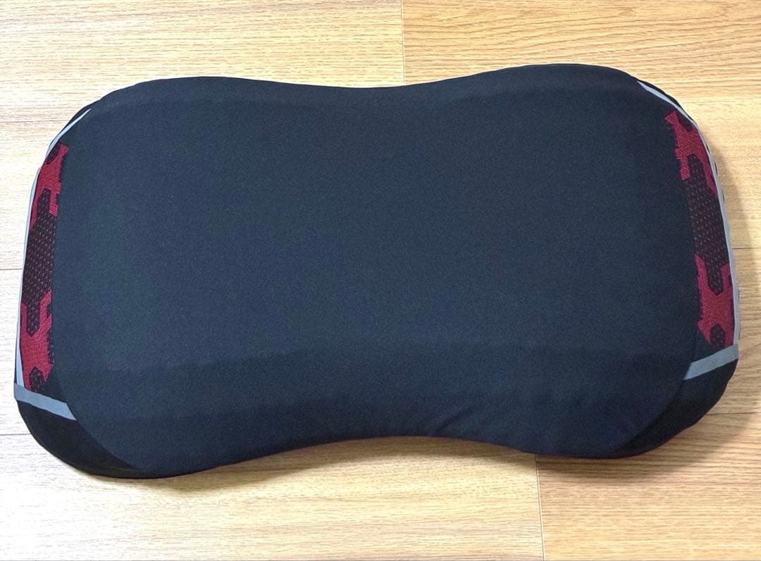 西川AiR4DX ピロー Lowタイプ 黒 収納バッグ付き