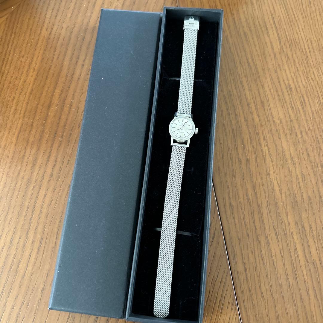 オメガ　OMEGA ヴィンテージ　アンティーク　シルバー　手巻き時計