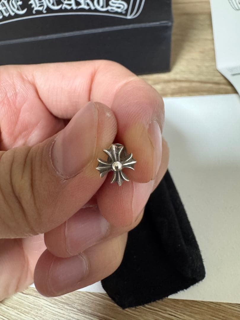 【インボイス付き】CHROME HEARTS CHプラス　ピアス