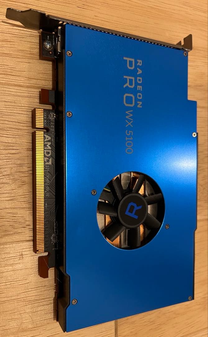 Radeon Pro WX 5100 グラフィックボード