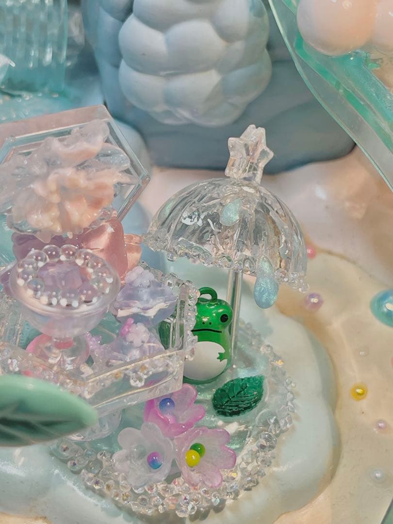 カエルちゃんの雨宿り琥珀デザート