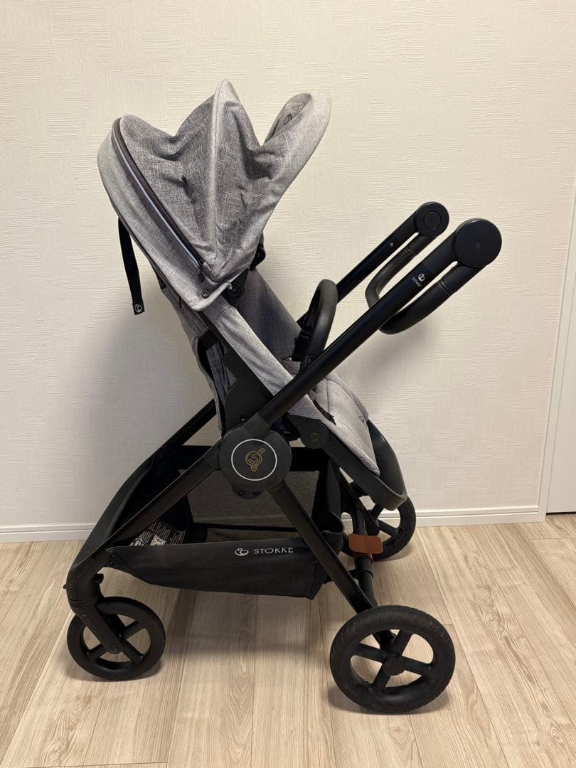 STOKKE BEAT グレー ベビーカー