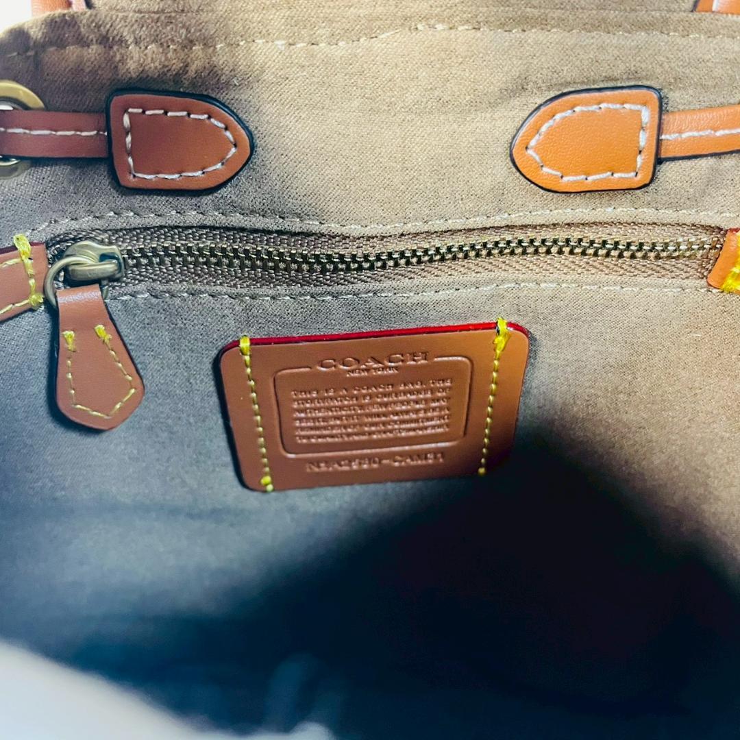 【新品 未使用】COACH ロゴ入りリュック バックパック 茶 白 コーチ